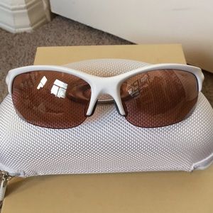 Women’s Oakley Sunglasses